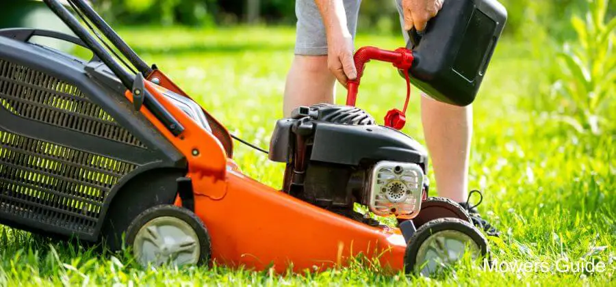 how-much-gas-does-a-lawn-mower-use
